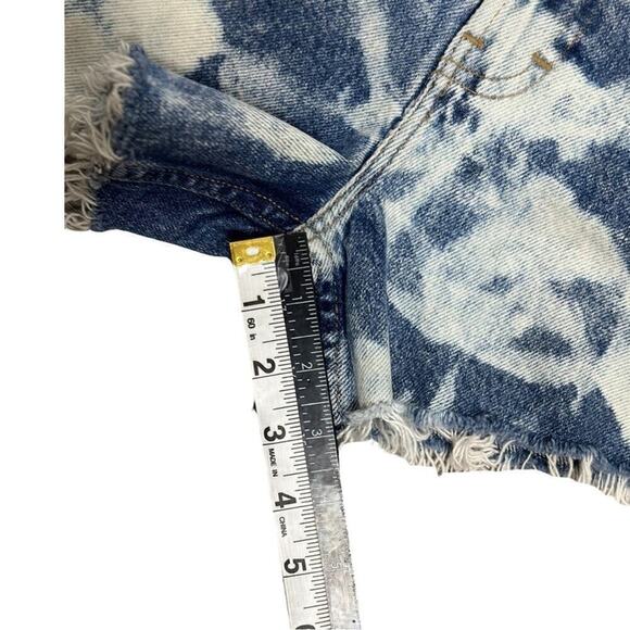 90’s Vintage Tommy Hilfiger Hand Cut & Dyed Light Distressed Jean Shorts - Picture 9 of 10